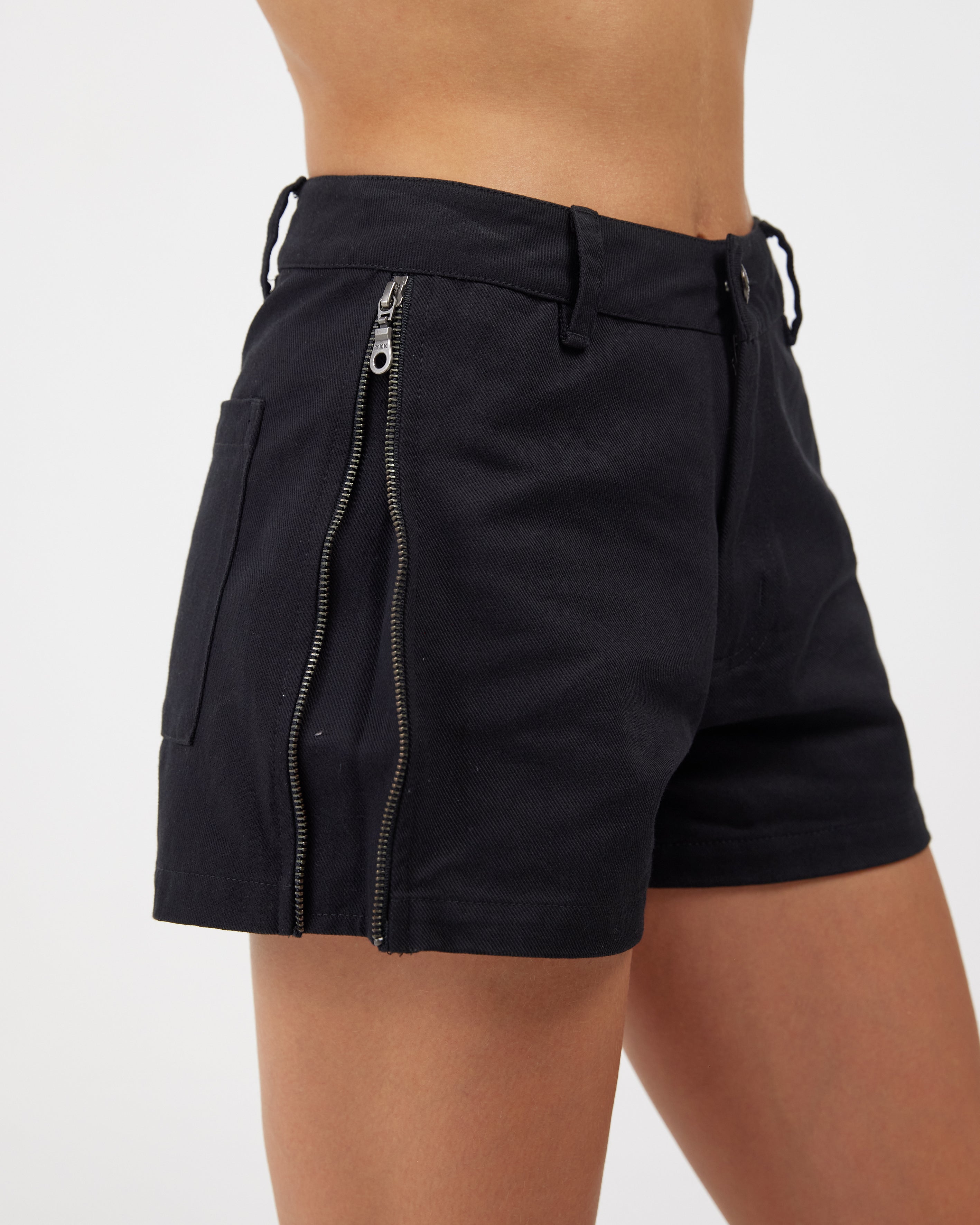 SHORT WOMEN AMBROSIA BLACK CLEMONT